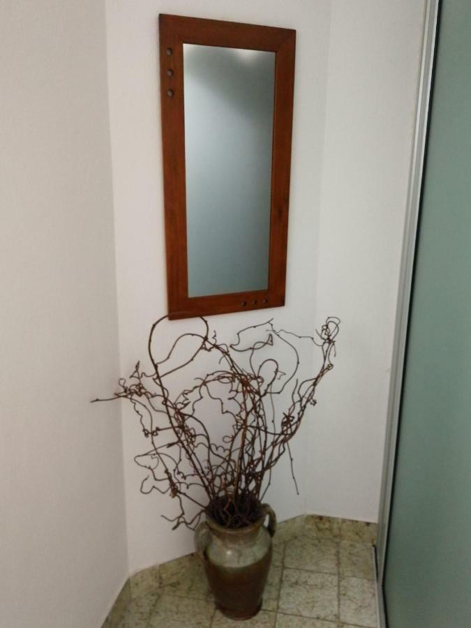 Apartman Mladenka Supetar Exterior foto